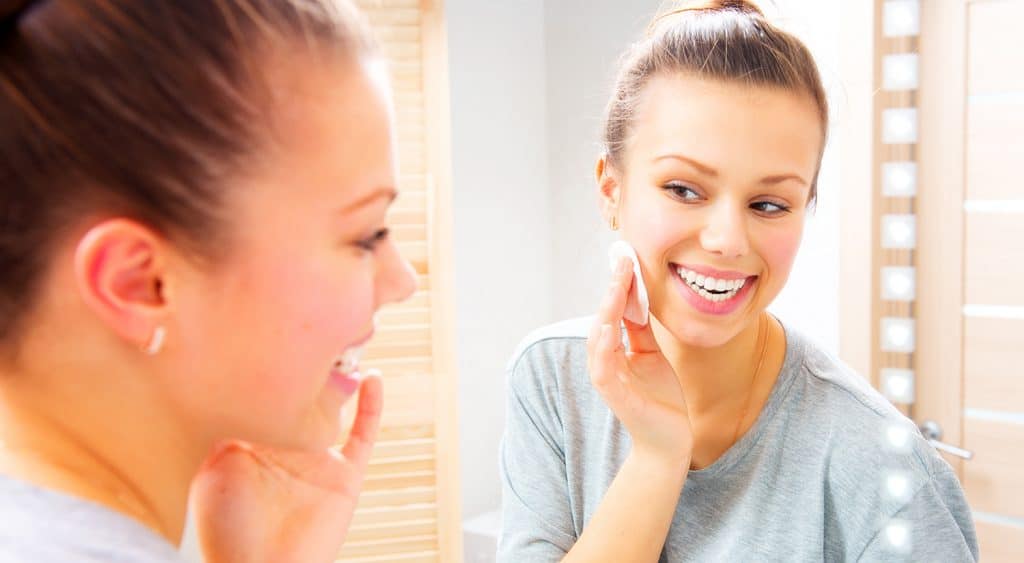 The Importance of Maintaining a Skin-Care Regimen
